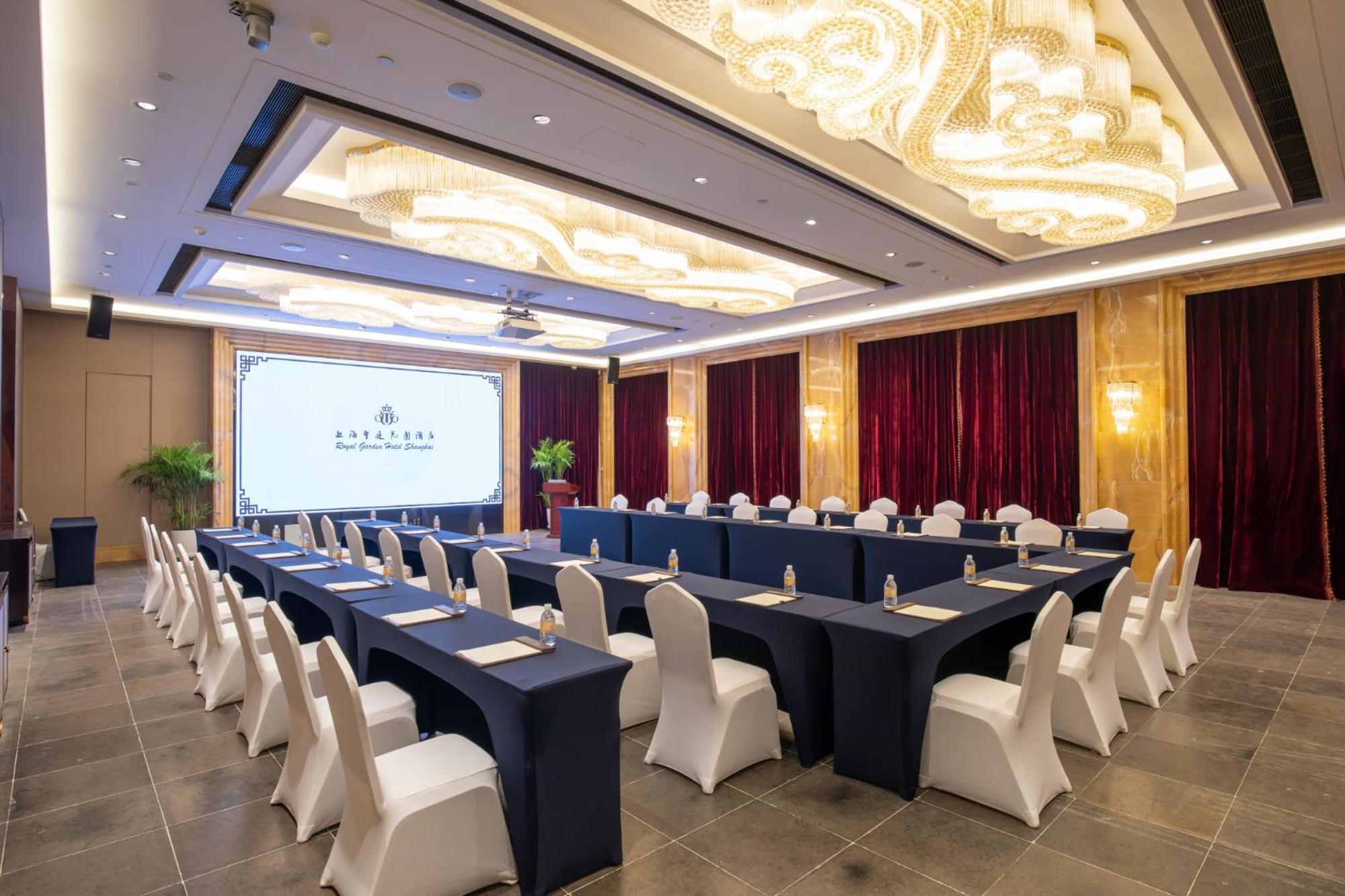 Royal Garden Hotel Shanghai-Free Shuttle To And From Disney & Pvg & Close Metro Line2 Easy To Sha New Expo Екстериор снимка