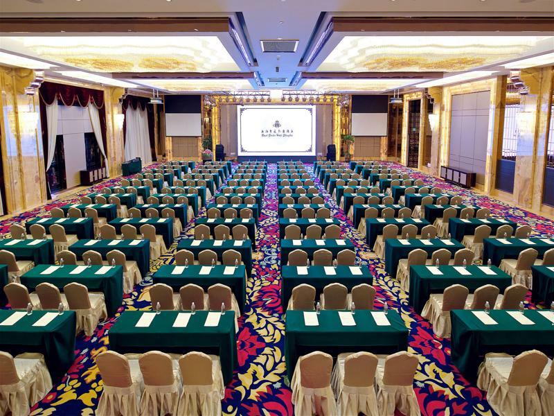 Royal Garden Hotel Shanghai-Free Shuttle To And From Disney & Pvg & Close Metro Line2 Easy To Sha New Expo Екстериор снимка