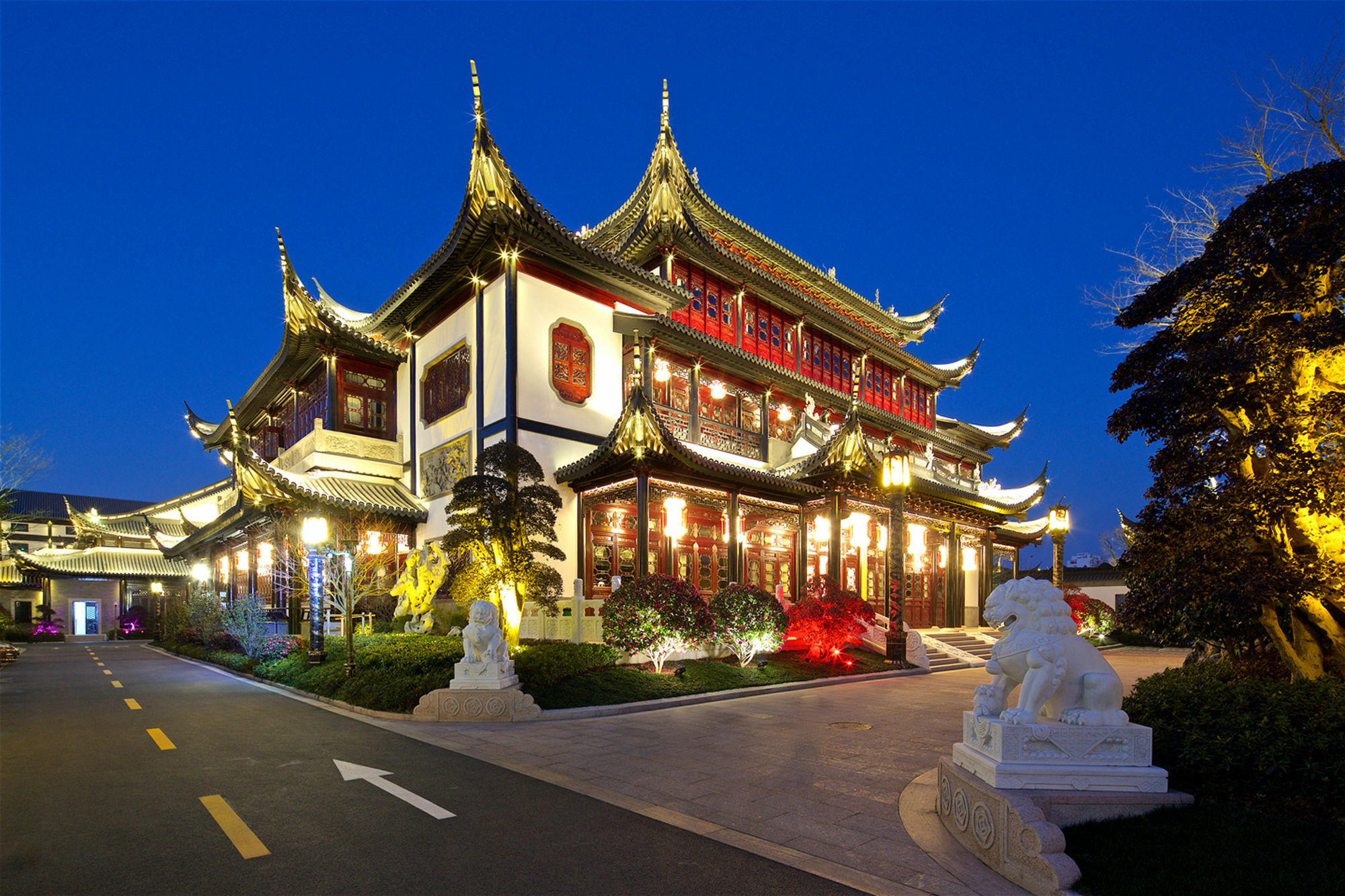 Royal Garden Hotel Shanghai-Free Shuttle To And From Disney & Pvg & Close Metro Line2 Easy To Sha New Expo Екстериор снимка